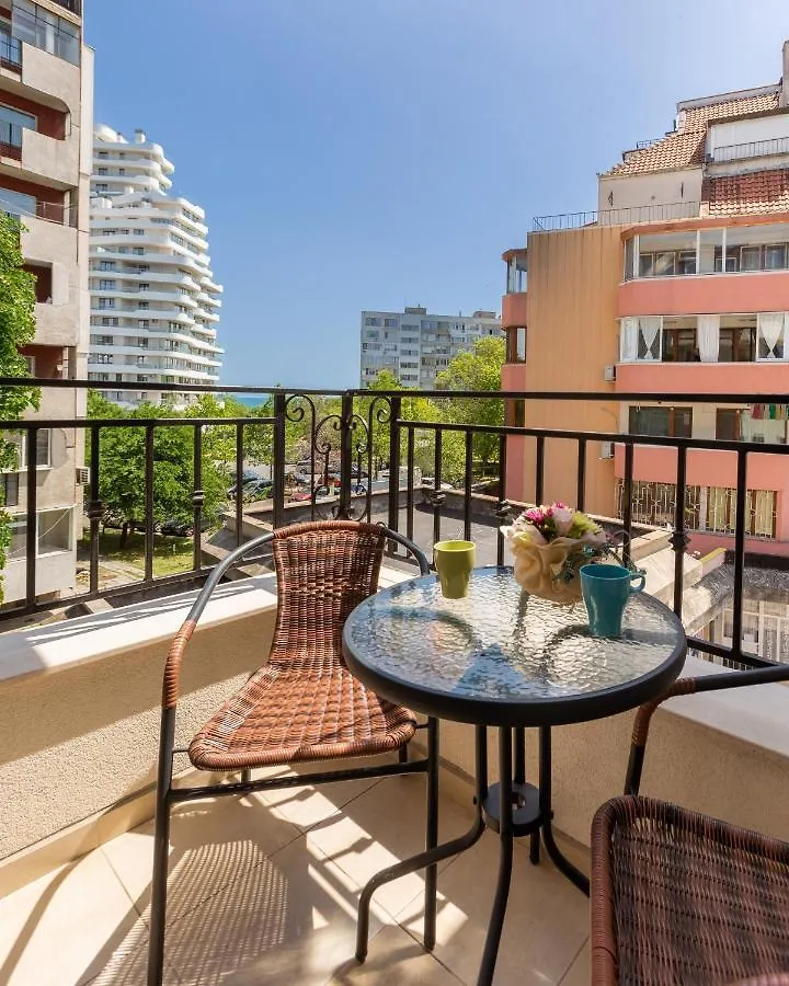 Apartments Flora 1 Burgas
