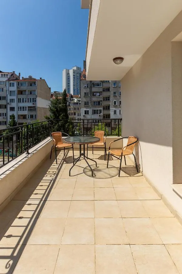 Apartments Flora 1 Burgas