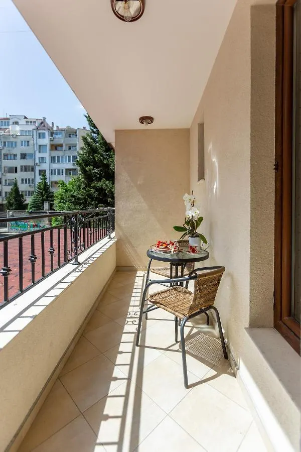 Apartments Flora 1 Burgas