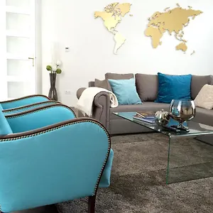 https://hello-downtown-apartment-eiffel.inbudapesthotels.com